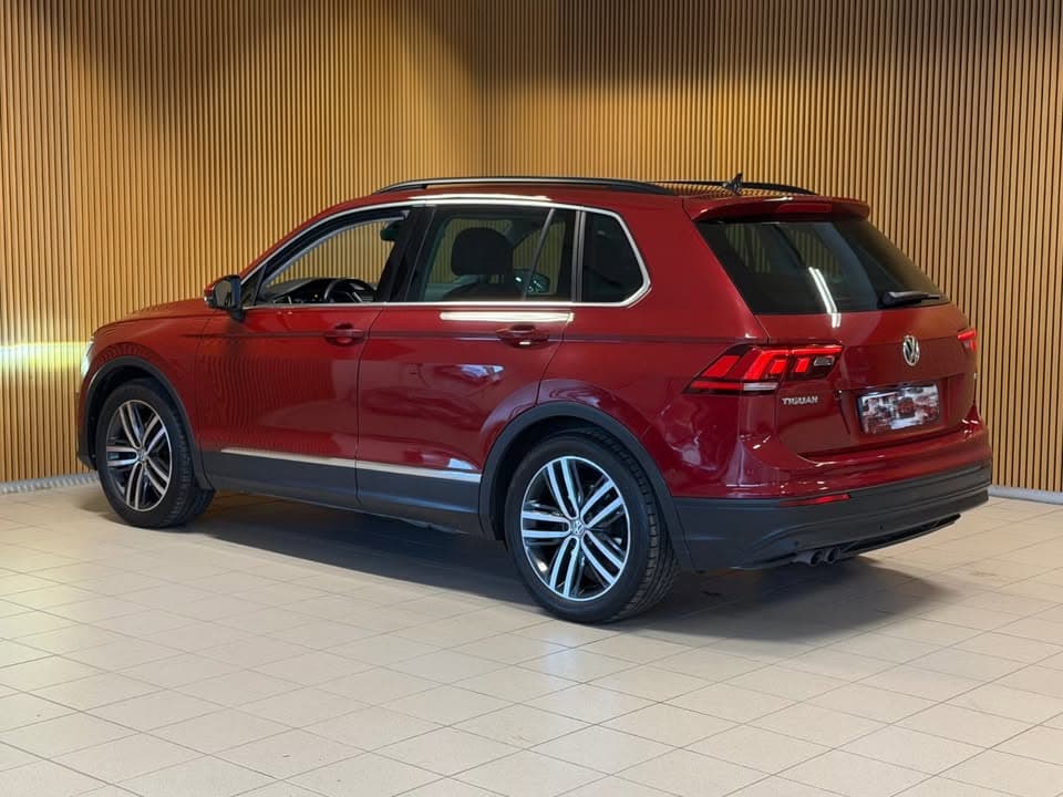 Volkswagen Tiguan miniature 6