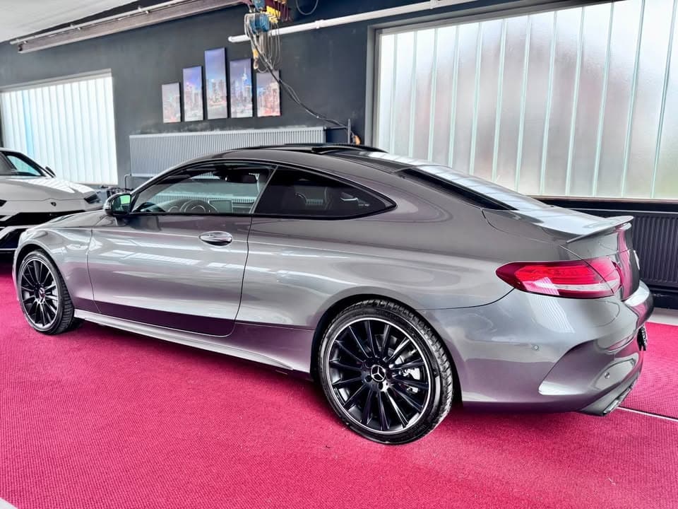 Mercedes-Benz C miniature 11