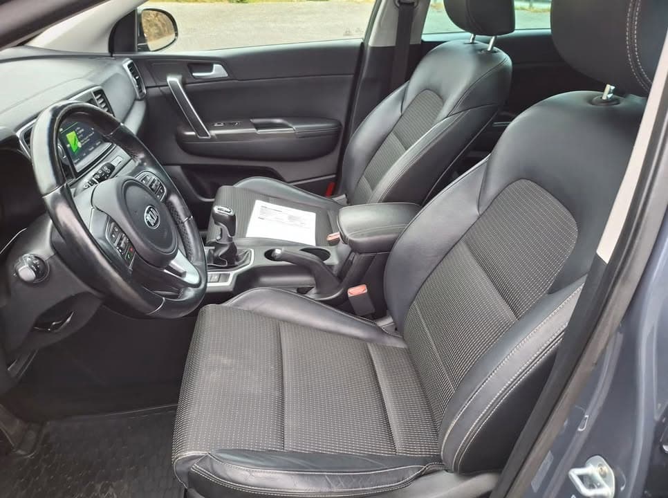 Kia Sportage miniature 7